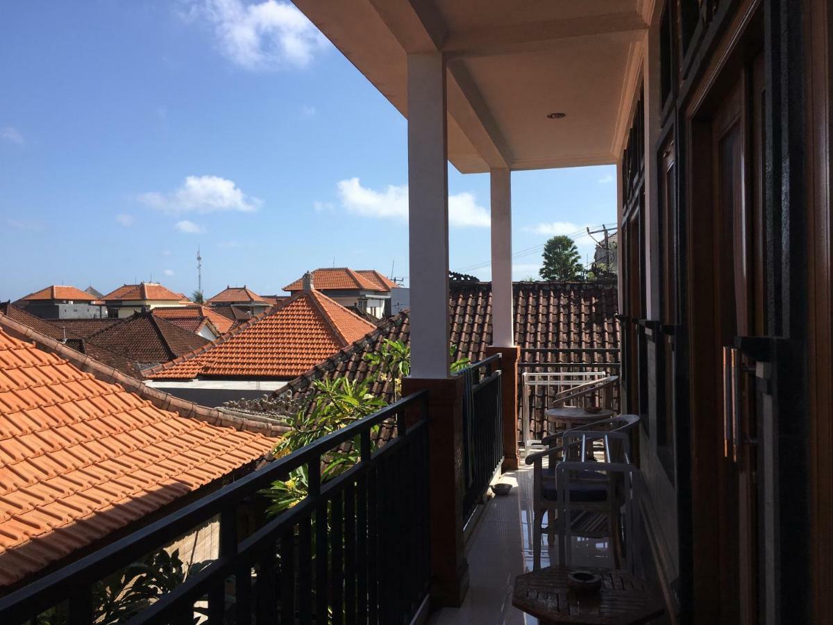Mikuk Homestay Canggu Exterior photo