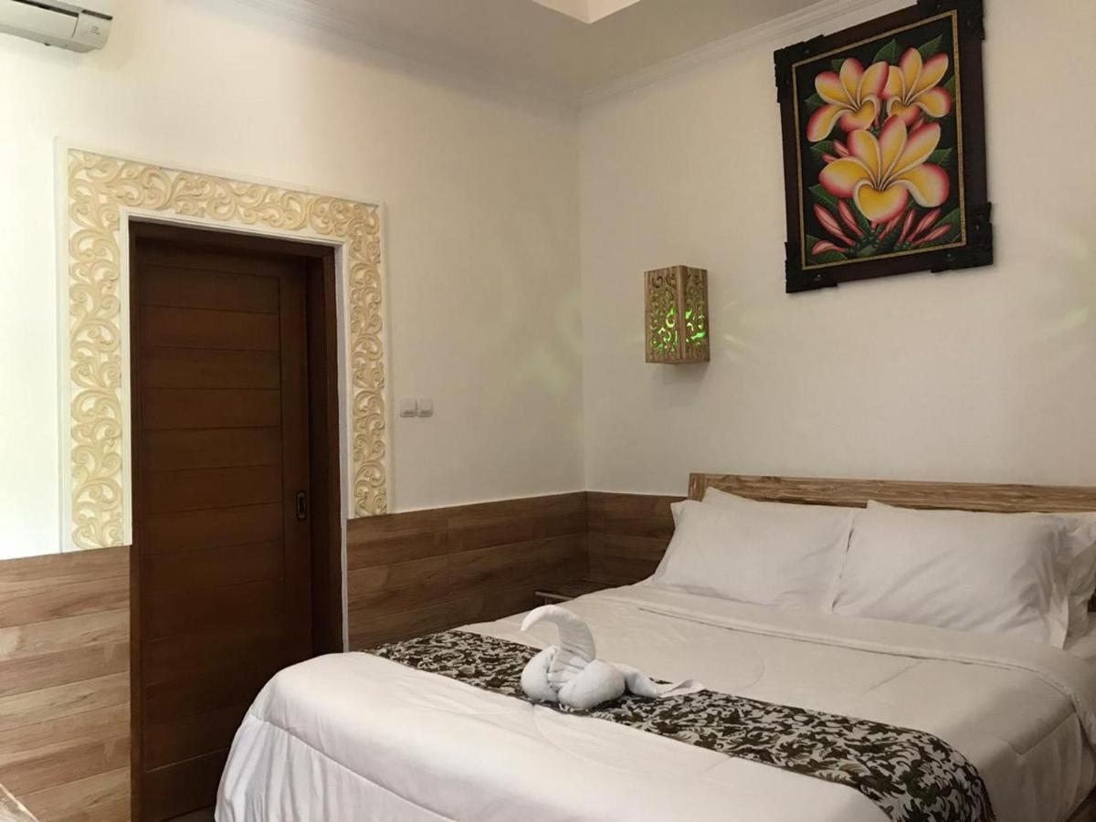 Mikuk Homestay Canggu Exterior photo