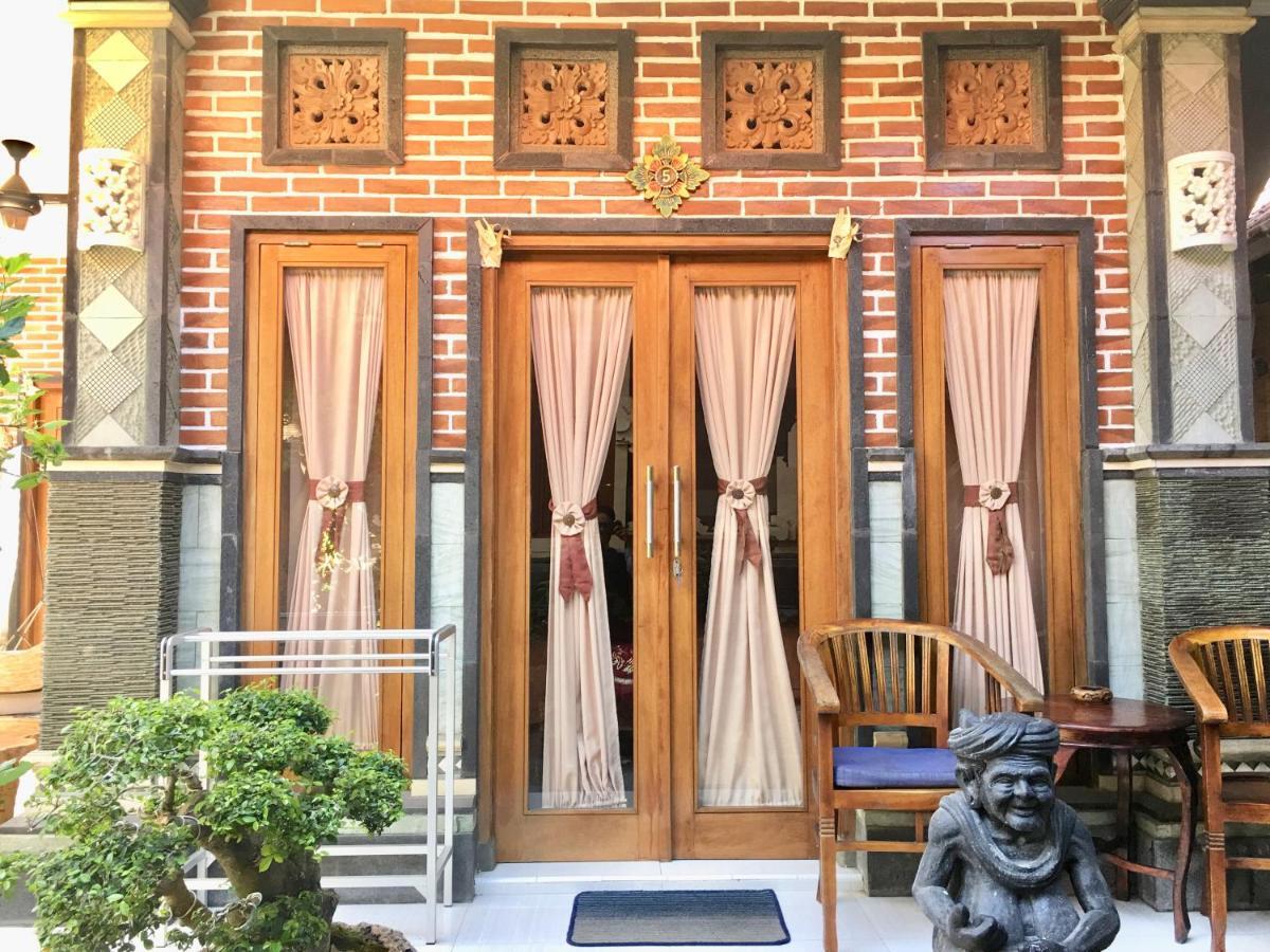 Mikuk Homestay Canggu Exterior photo